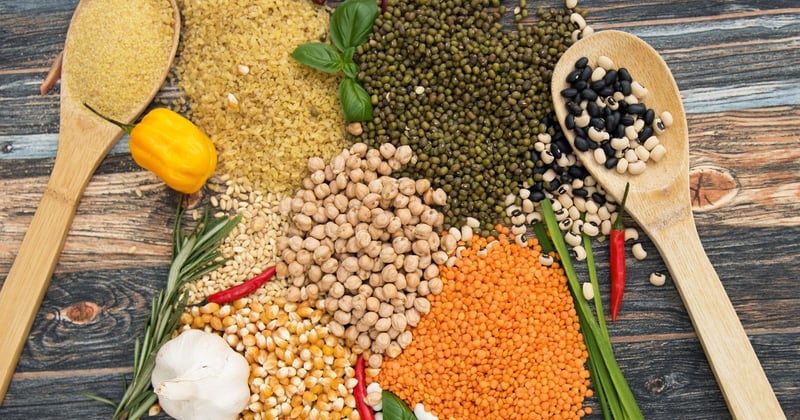 Dahl de lentilles corail vegan : le plat réconfortant prêt en 30 min