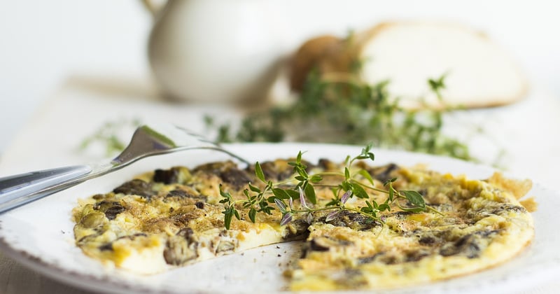 Omelette aux champignons en 10 minutes : la recette express qui sauve le dîner